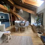 Loft De La Place Apartman *