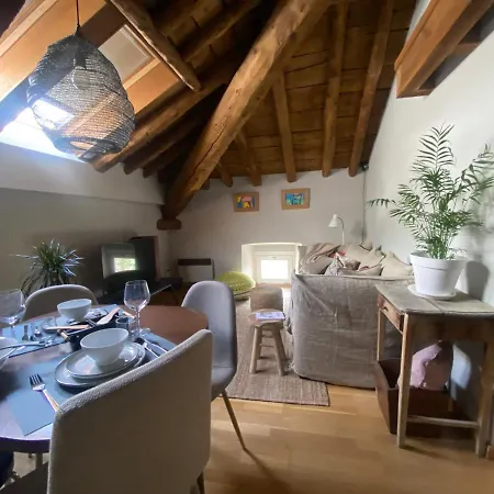 Apartment Loft De La Place